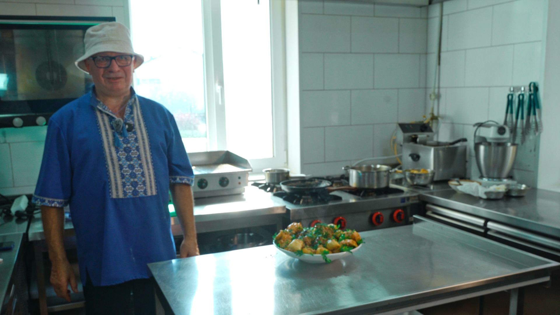 Приготування народної страви “Товчеників” від Олега Лаврика