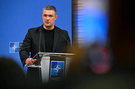 Федоров дає брифінг перед відставкою з уряду